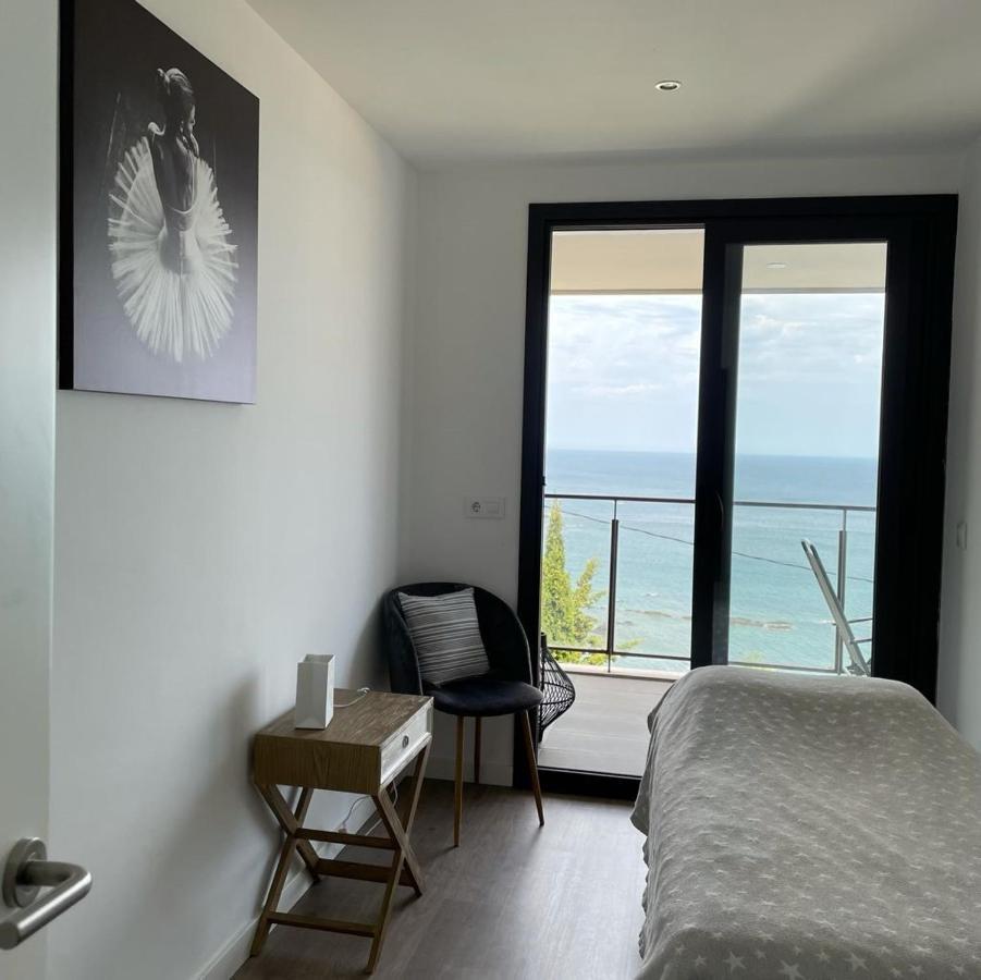 Apartment Sea View Llança Esterno foto
