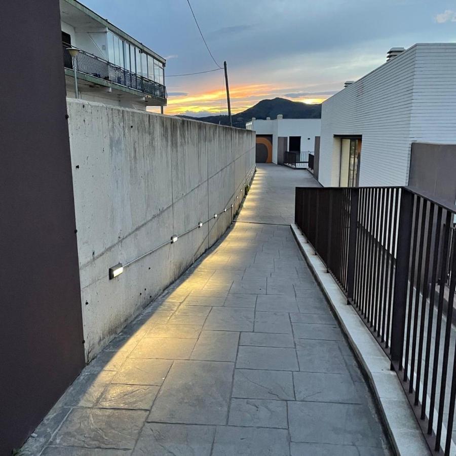 Apartment Sea View Llança Esterno foto